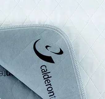 Calderon Textiles - Premium Quality Bed Pad, Quilted, Waterproof, and Washable , 34" x 36" The Best Under Pad Sheet Protector for Incontinent Children or Adults. (1)