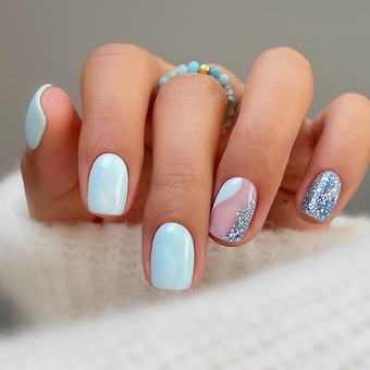 24 Pcs Short Press on Nails Square Fake Nails Glue on Nails Acrylic Nails with Light Blue French Silver Glitter Curved Designs Artificial Full Cover False Nails for Women and Girls