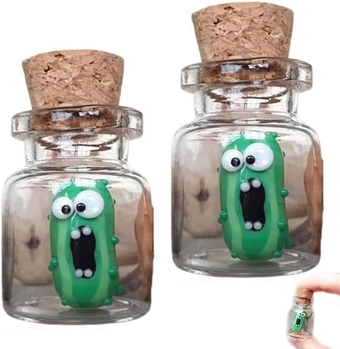 Miniature Glass Screaming Pickle in a Bottle, Handmade Jars of Screaming Pickle Sculpture, Screaming Pickle in a Bottle, Funny Screaming Pickle Bottle, Small Glass Screaming Pickle Home Decor (Color